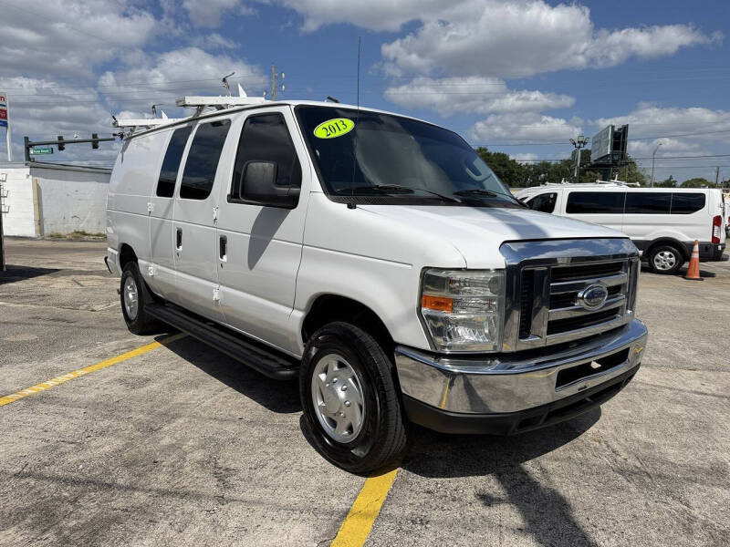 2013 Ford E-Series