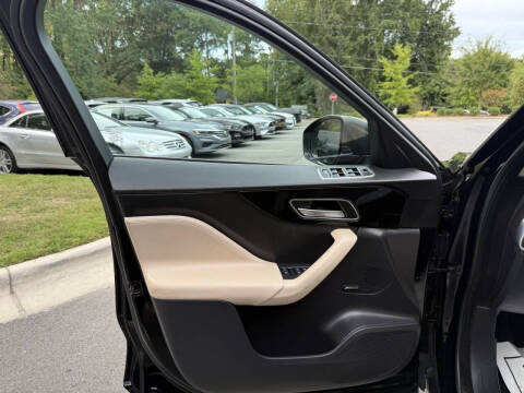 2019 Jaguar F-PACE 25t Premium