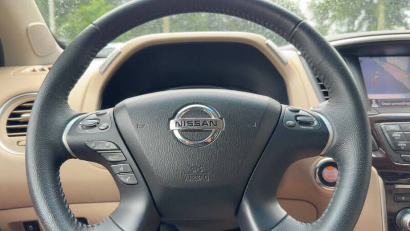 2016 Nissan Pathfinder