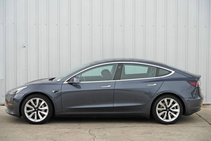 2020 Tesla Model 3 Standard Range Plus