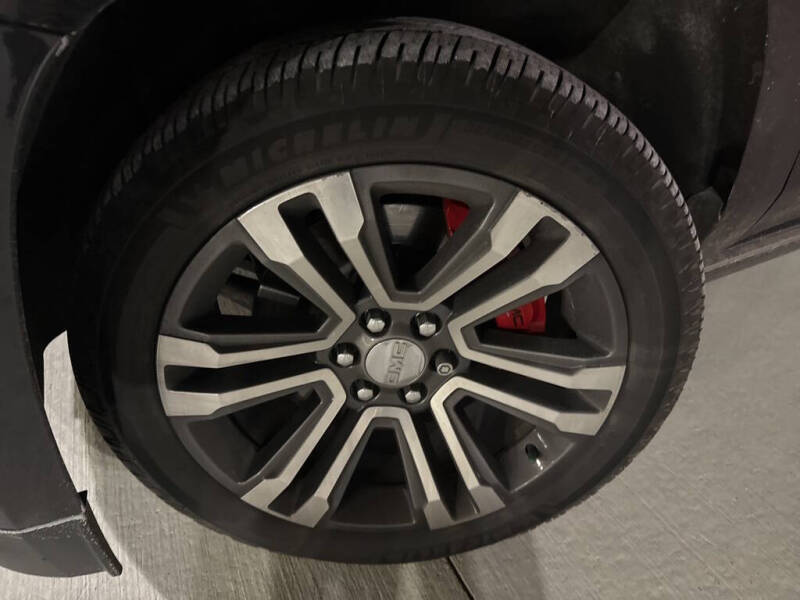 2020 GMC Yukon Denali