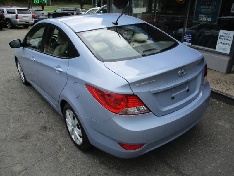 2013 Hyundai Accent GLS