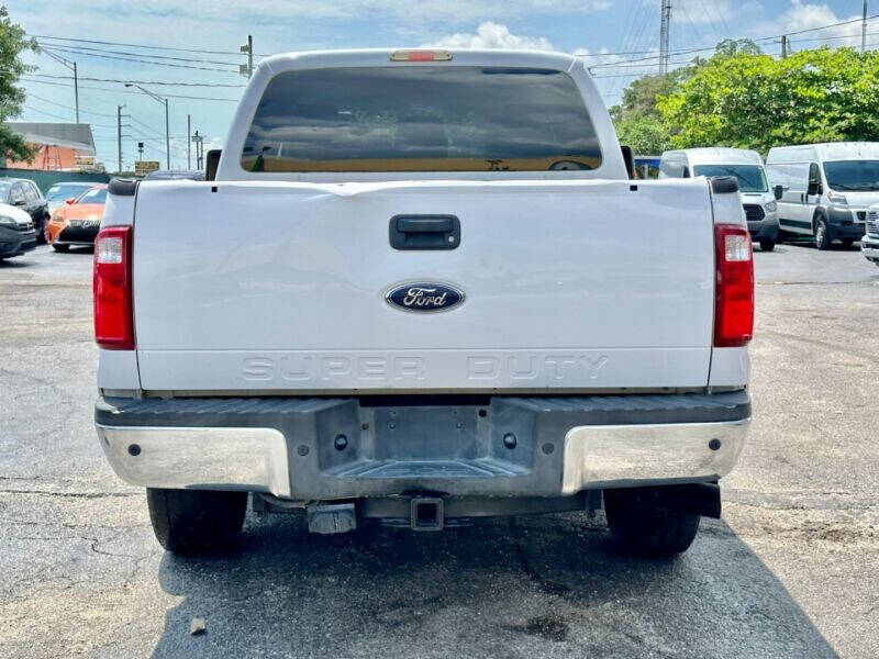 2011 Ford F-250 Super Duty  - $18,995