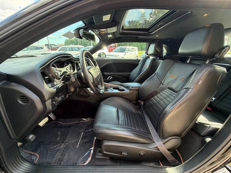 2016 Dodge Challenger R/T Plus Shaker