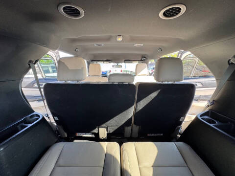 2017 Ford Explorer Platinum