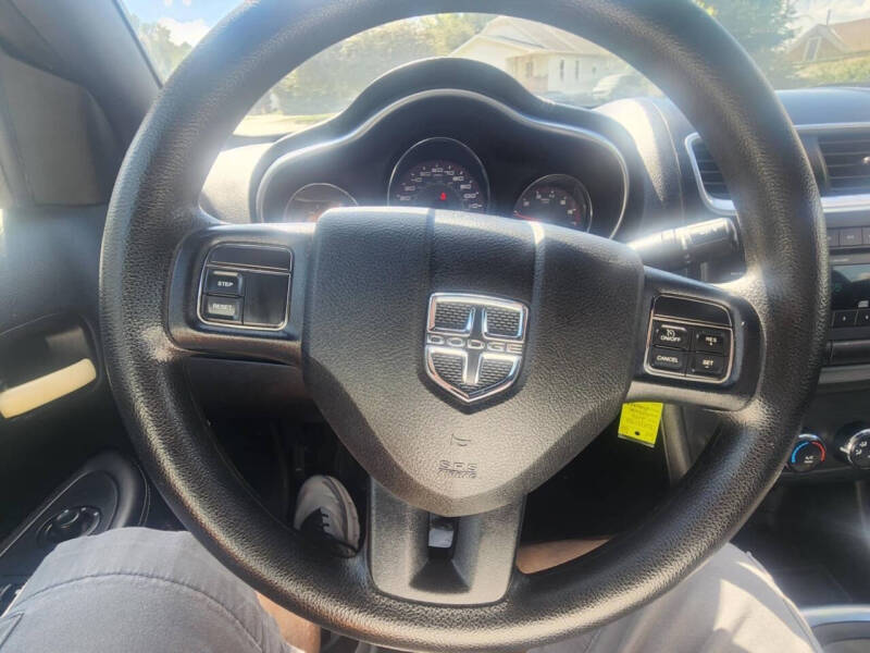 2013 Dodge Avenger SE
