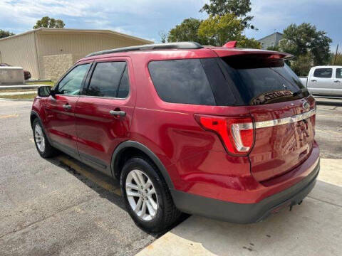 2016 Ford Explorer