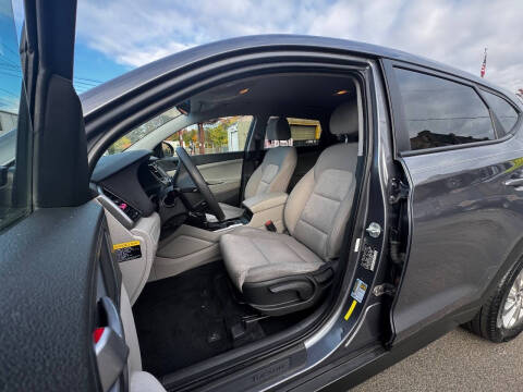 2017 Hyundai Tucson SE