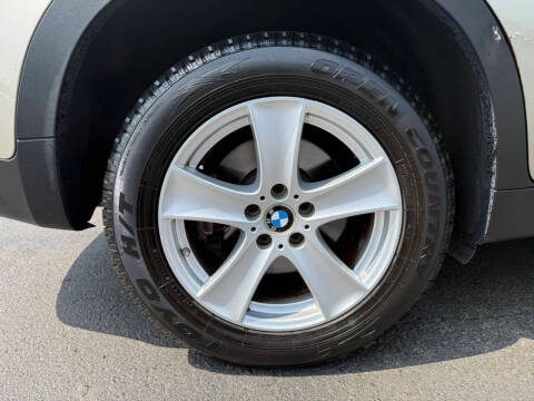2008 BMW X5 4.8i