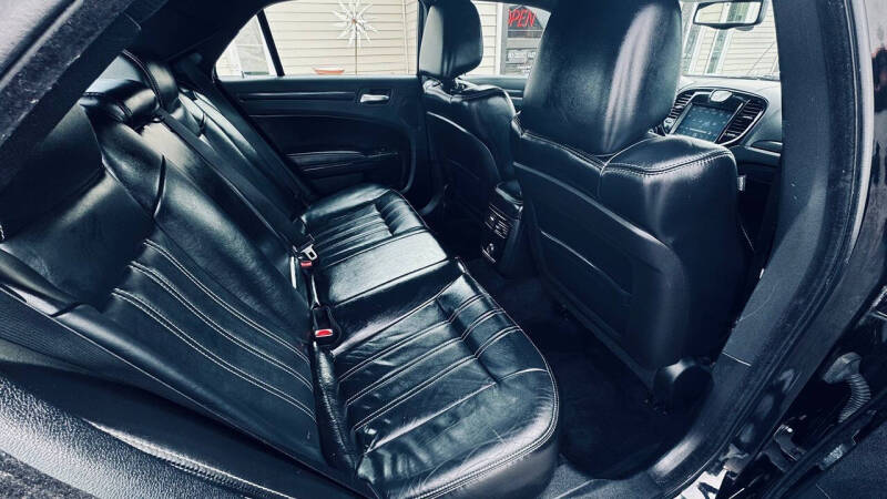 2014 Chrysler 300 S