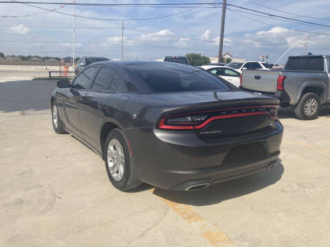 2017 Dodge Charger SE