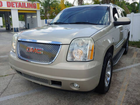 2007 GMC Yukon XL for sale at Autos by Tom in Largo FL