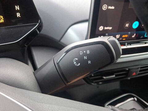 2025 Volkswagen ID.4 Pro