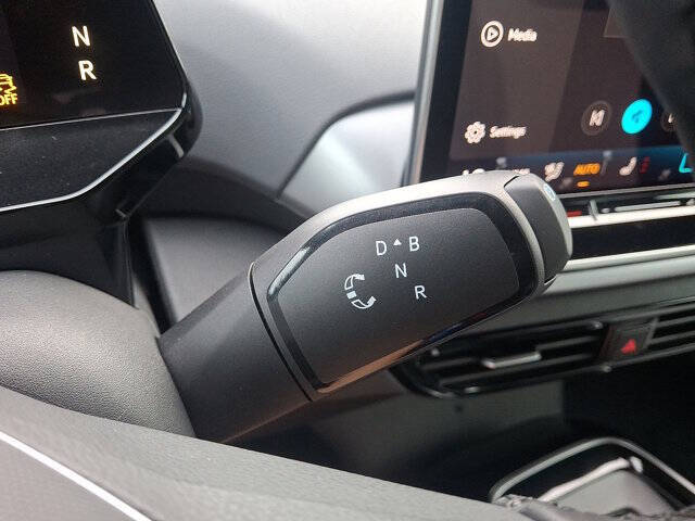 2025 Volkswagen ID.4 Pro