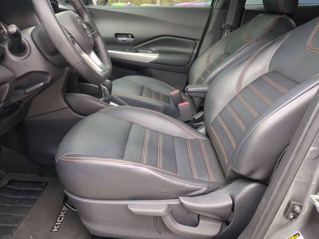 2020 Nissan Kicks SR