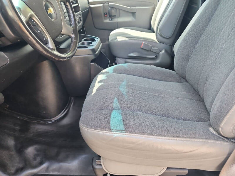 2018 Chevrolet Express 2500