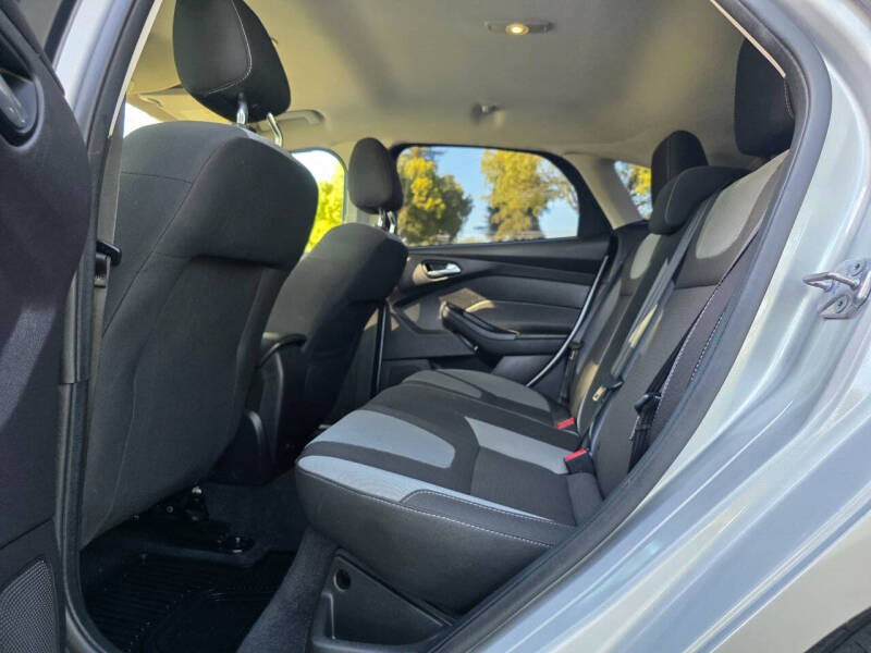 2012 Ford Focus SE