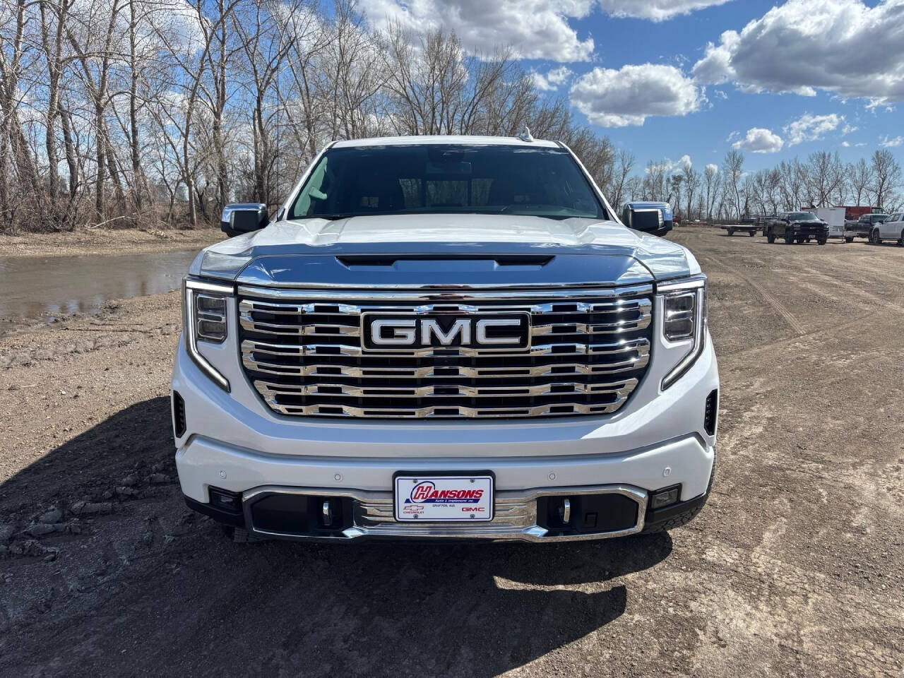 Off white 2025 GMC Sierra 1500 Denali 2