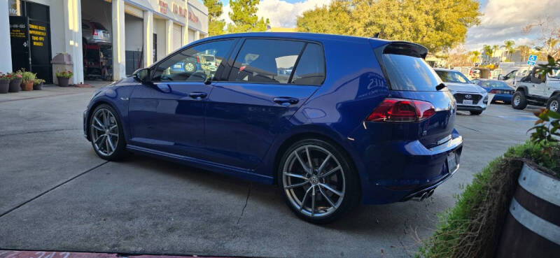 2017 Volkswagen Golf R 4Motion