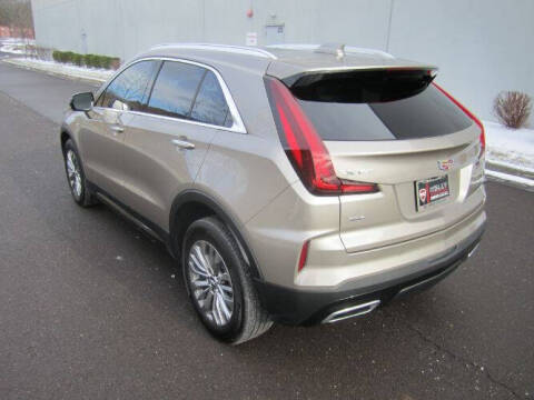 2025 Cadillac XT4 Premium Luxury