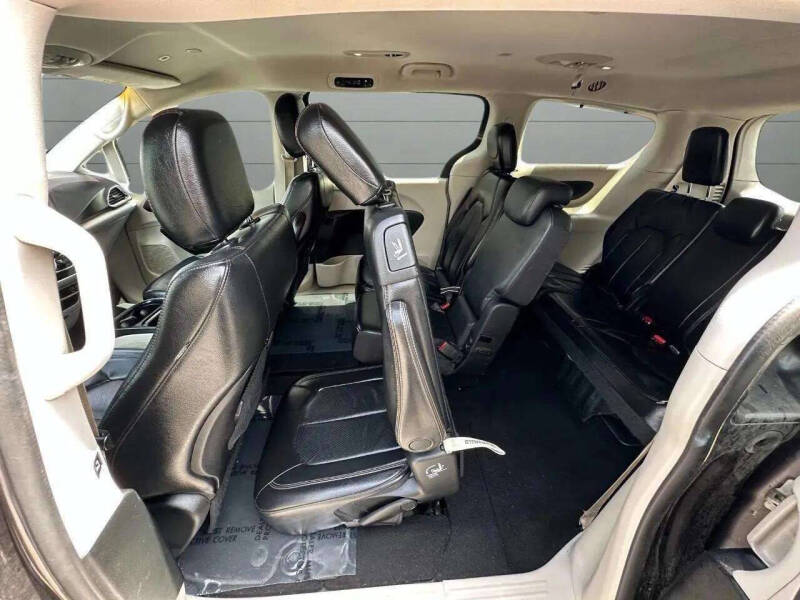 2018 Chrysler Pacifica Touring L