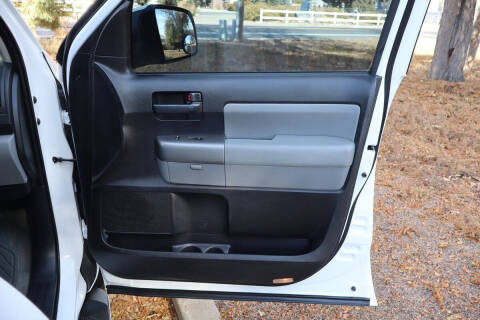 2010 Toyota Sequoia SR5