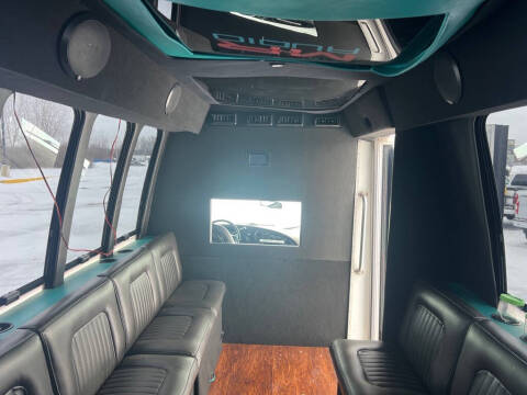 1999 Ford E-Series E-350 SD