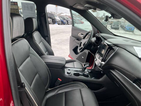 2023 Chevrolet Traverse Premier