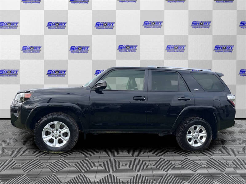 Used 2016 Toyota 4Runner SR5 with VIN JTEBU5JR4G5280103 for sale in Maysville, KY