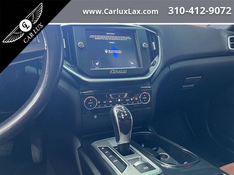 2016 Maserati Ghibli