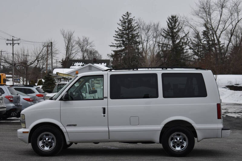 2002 Chevrolet Astro LS