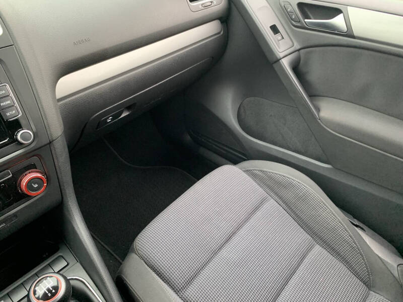 2012 Volkswagen Golf 2.5L PZEV