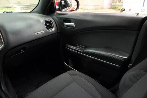 2016 Dodge Charger SE