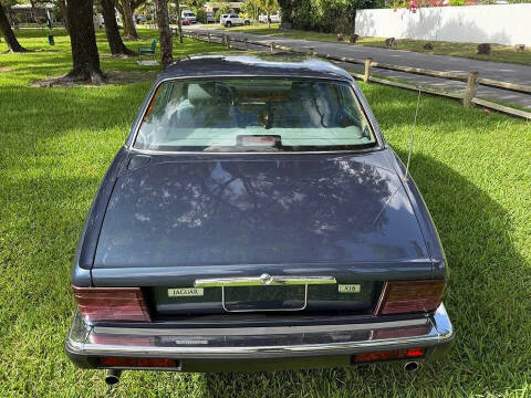 1989 Jaguar XJ-Series XJ6
