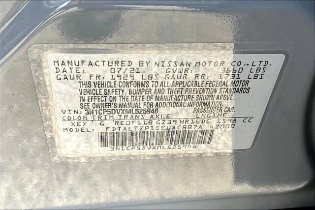 2021 Nissan Kicks SR