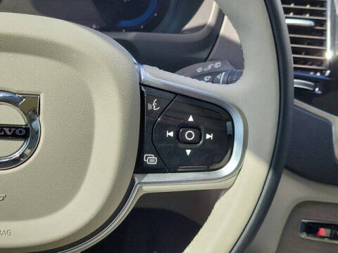 2025 Volvo XC90 T8 Plus Bright Theme 6P