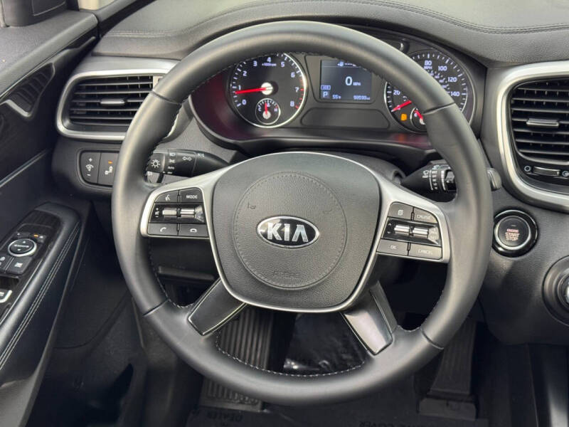 2020 Kia Sorento S V6