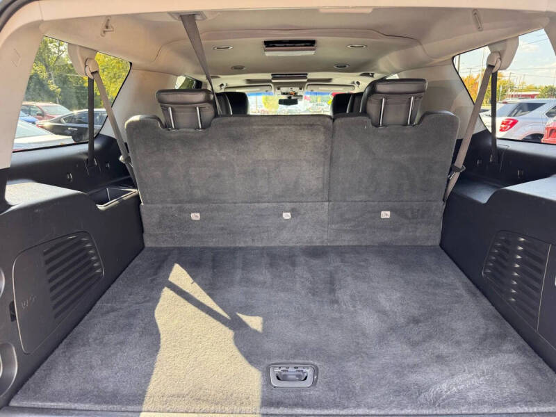 2018 Cadillac Escalade ESV Luxury