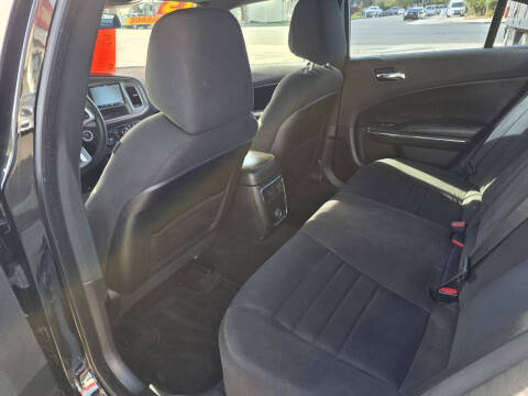 2013 Dodge Charger SE