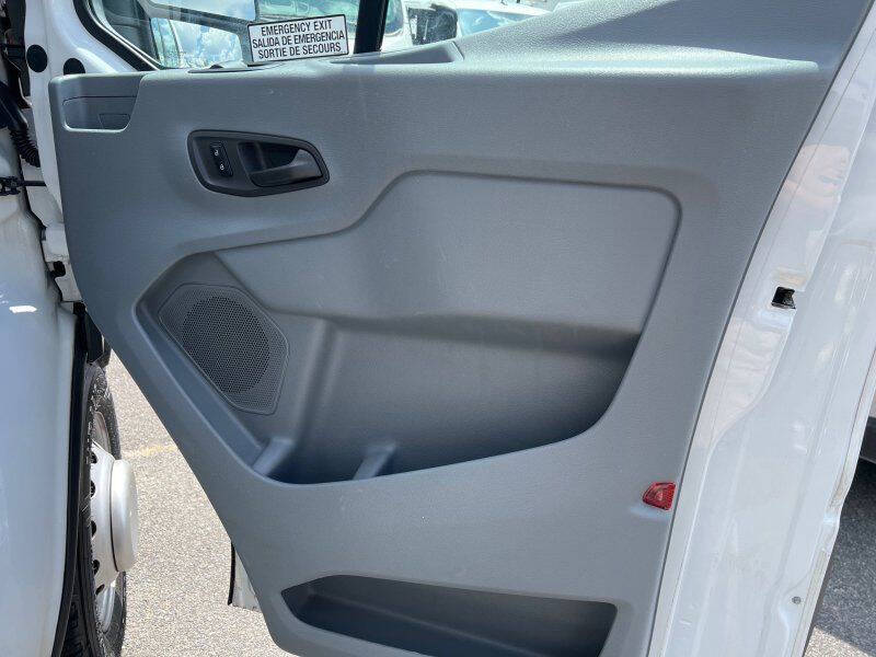 2017 Ford Transit