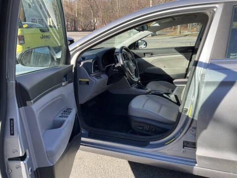 2017 Hyundai Elantra