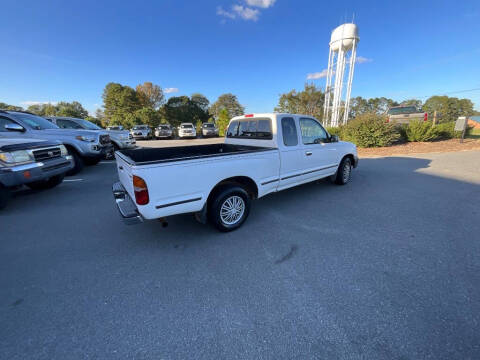 2000 Toyota Tacoma SR5