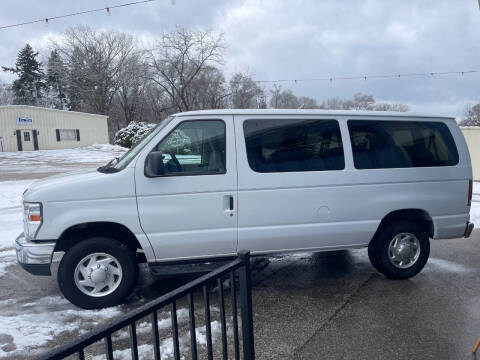 2011 Ford E-Series E-350 SD XLT