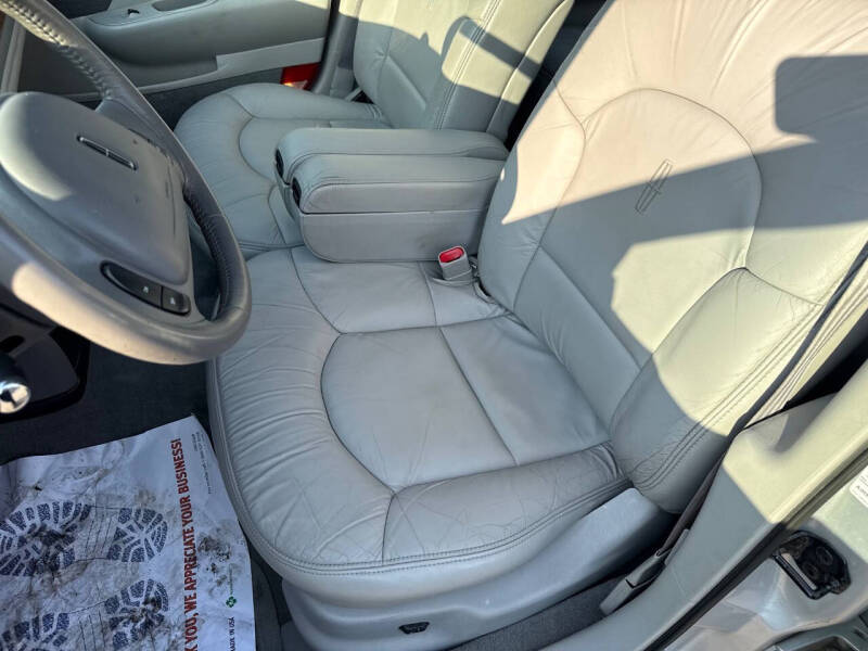 2000 Lincoln Continental