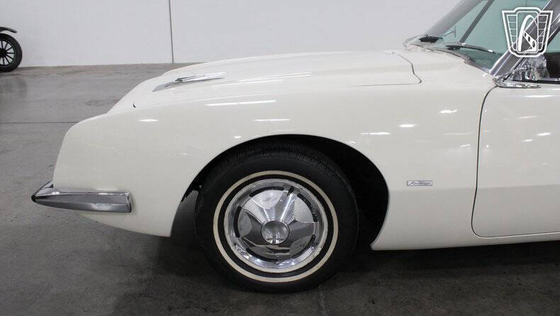 1964 Studebaker Avanti