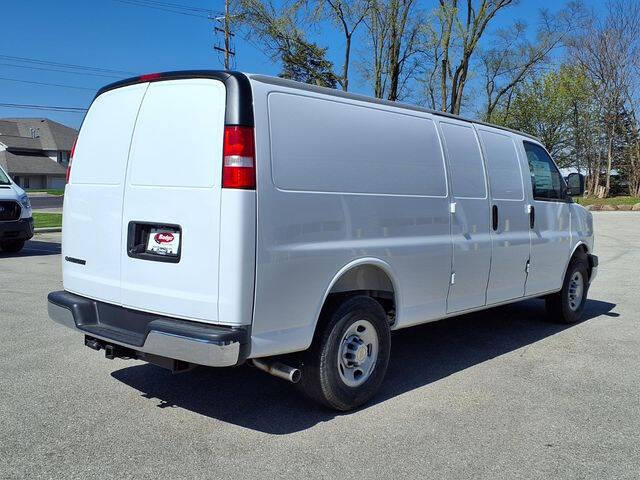 2026 Chevrolet Express 2500