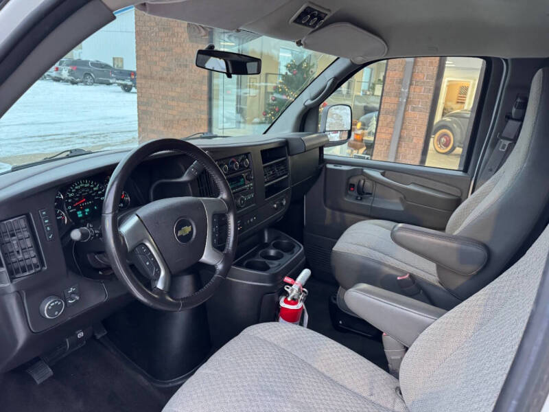 2012 Chevrolet Express LT 2500