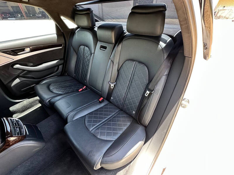 2012 Audi A8 quattro