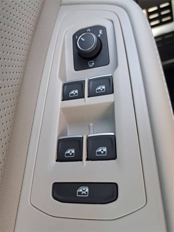 2026 Volkswagen Atlas SEL Premium R-Line 4Motion