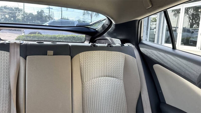 2016 Toyota Prius Two